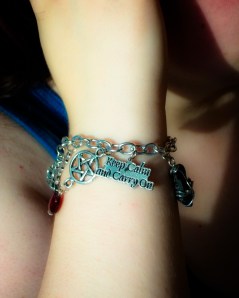 Carrie gives us another view of the Keep Calm and Carry On charm bracelet!